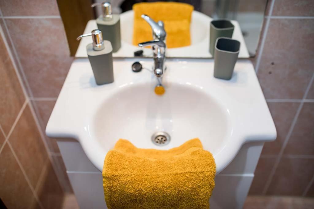 Banjol Apartmani Luka מראה חיצוני תמונה
