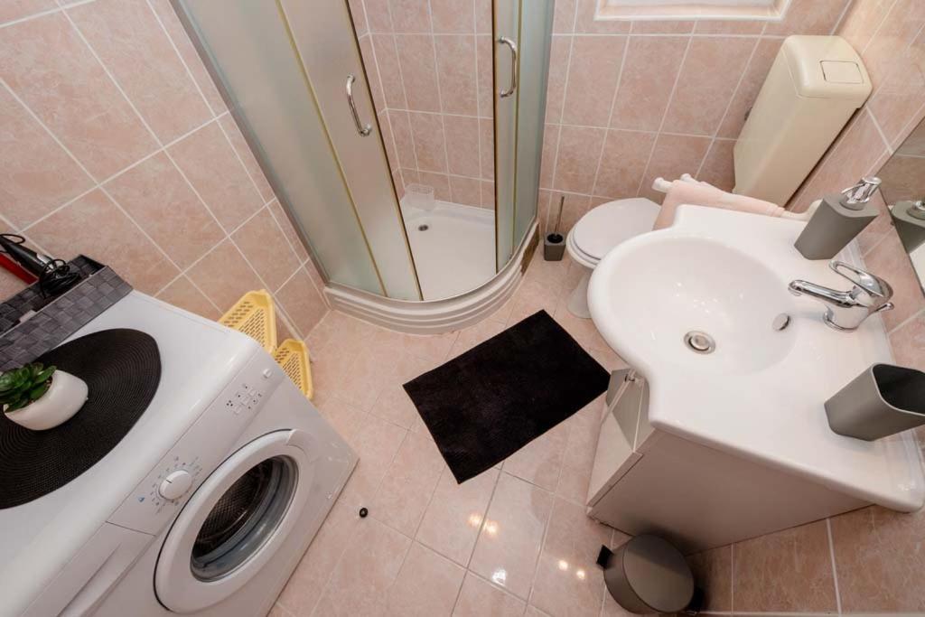 Banjol Apartmani Luka מראה חיצוני תמונה
