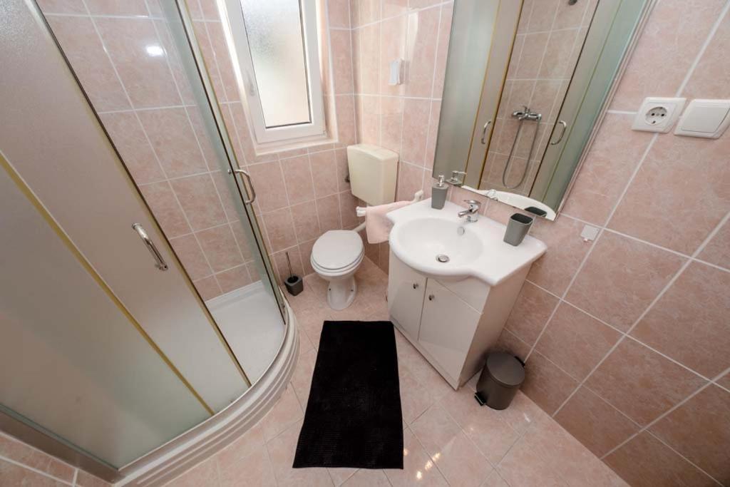 Banjol Apartmani Luka מראה חיצוני תמונה