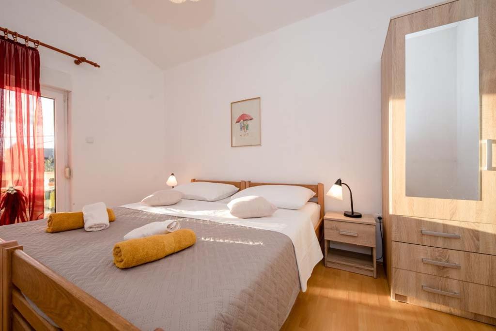 Banjol Apartmani Luka מראה חיצוני תמונה